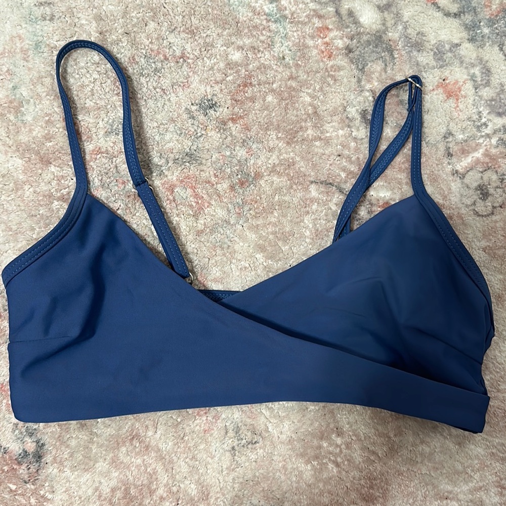 Bathing suit top